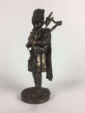 Royal Regiment Scotland Piper Black Watch Figurine